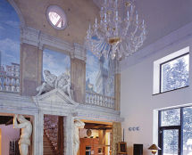 Владимир Чёрный художник. <br/>Общий вид холла.