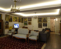 Владимир Чёрный художник. <br/>Гостиная со стороны кухни.