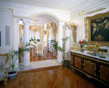 Владимир Чёрный художник. <br/>Портик гостиной.