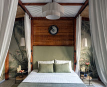 Владимир Чёрный. ОФОРМЛЕНИЕ СТЕН СПАЛЬНОЙ КОМНАТЫ. г. Москва. 2023 г.