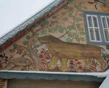 Владимир Чёрный художник. <br/>Фронтон южного фасада.